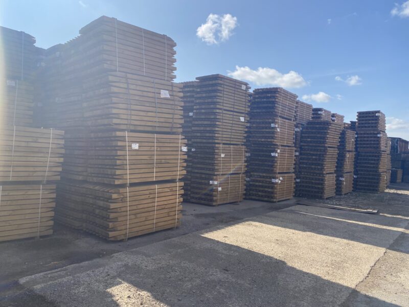 Square 4